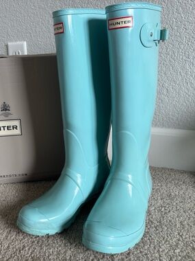 Hunter Tall Rain Boots in Aqua Blue